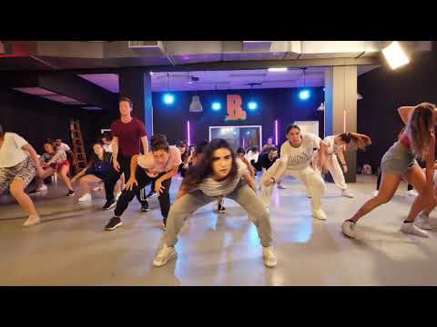 Taiwan MC Ft. Paloma Pradal | Bestreet | Adi Delouya