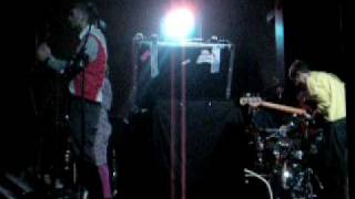 múm playing Moon Pulls