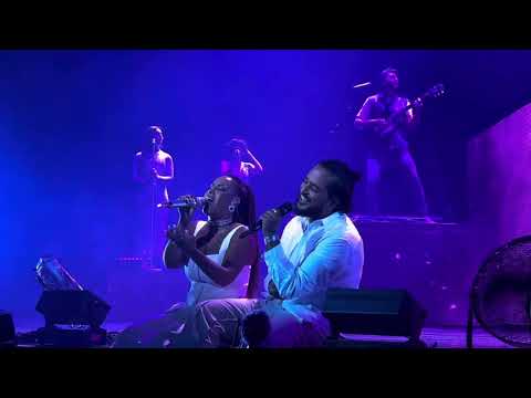 Amel BENT & SLIMANE interprètent #Tournerlatête au Zénith de Paris le 22/9