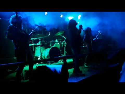 persevero ideando la fuga