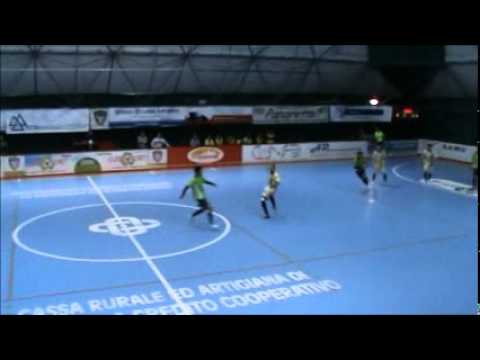 Filmatogoalganci.wmv