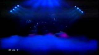 Pooh - Siamo tutti come noi (live Palasport 1982)