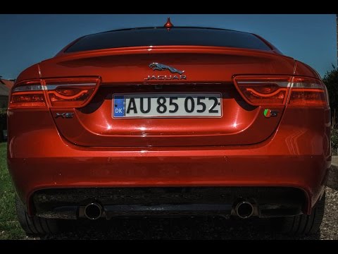 Jaguar XE S exhaust sound and revs