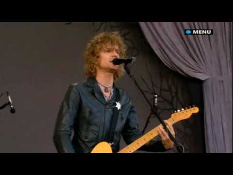 Glastonbury 2008 Live video The Raconteurs Consoler Of The Lonely