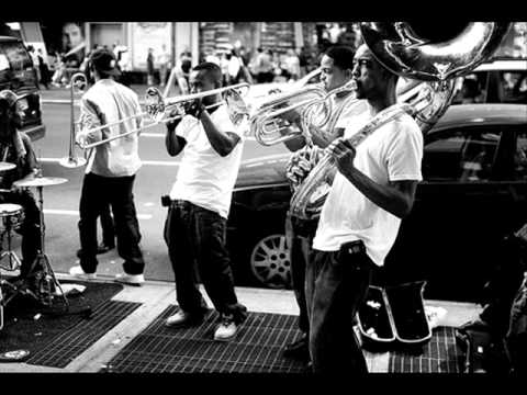 Hypnotic brass ensemble - Toussaint