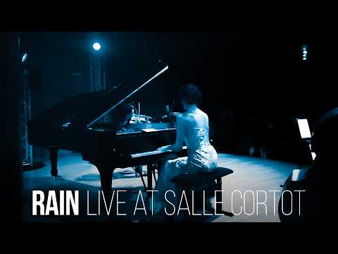 Maria Karakusheva plays "Rain" live at Salle Cortot, Paris