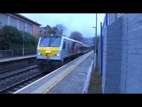 IE 201 Class loco 206 + Enterprise Train - City Hospital 19/2/16