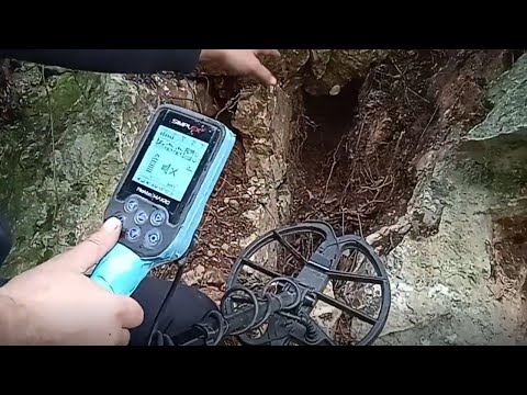 Taş Duvarın İçine Gizlenmiş Define Kasası Açtım !!!