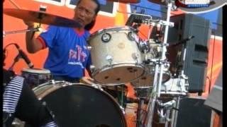 Monata PUINK  Bebas Merdeka.  Via Valen