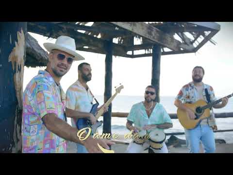 Efecto Pasillo – Micaela (Lyric Video Oficial)