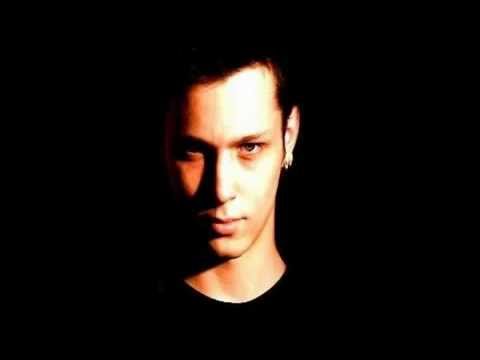 V.I.P. feat Struka & Lud  - 5 Minuta Slave (Serbian rap). [2008] + Tekst