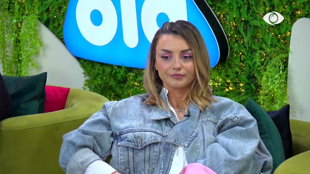 Juela hedh batuta me Inën: A je në terezi? Të bëri për duhan Baby G