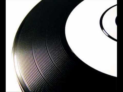 Mani Rivera & Le Vinyl & Alex Morales - La Familia (Original Mix)