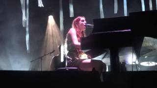 Birdy - Silhouette ((incl.  Running Up That Hill) Live In Wiesbaden 30.09.2016)