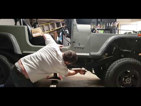 Jeep Wrangler yj body lift, part 1