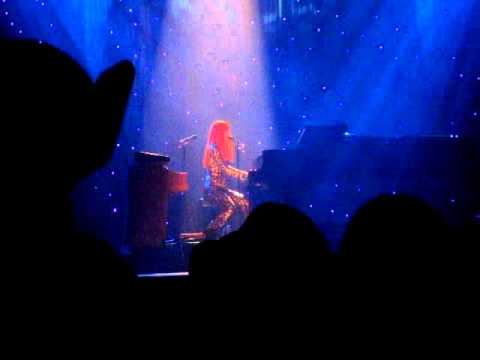 Tori Amos Toast Santa Barbara 12-13-2007