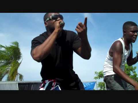 The Global Zoe "Phatboi" performs @ Carylon Sims Rec Center in Boynton Beach