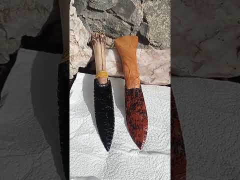 #dagas de #obsidiana #silex con diferentes mangos , #maderas y #huesos , #tallando #talla
