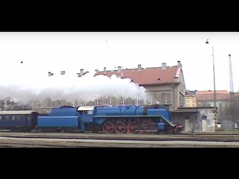 Parní lokomotiva Albatros 498.022 průjezd Praha - Bubny