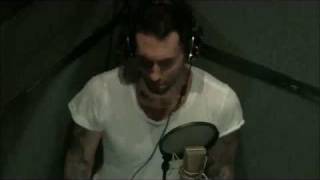 Maroon 5 ft PJ Morton - Is Anybody Out There? (Coca Cola 24hr Session) Music Video