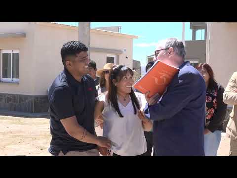 25 11 25 Sadir entregó viviendas en Puesto del Marqués