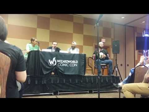 CLERKS Panel w/ Fake ASL Interpreter at Wizard World Con OKC - Jason Mewes