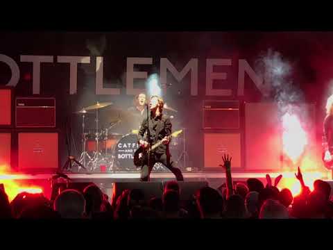 Catfish and the Bottlemen Live 09/03/17 West Palm 1/5 Cocoon