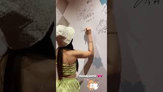 Download lagu Yupi Tanda Tangan di Dinding Theater BNK48 #jkt48 mp3