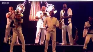 Earth, Wind &amp; Fire Live Concert 2017