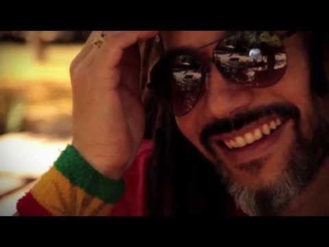 Yo Planto | Quique Neira ft- Alborosie |- [Oficial Vídeo] HD