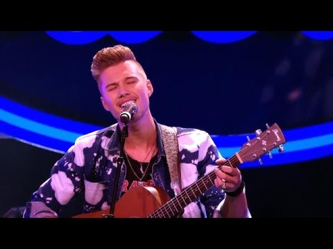 Publiek zwijmelt weg bij Bram - IDOLS