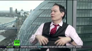 Keiser Report 558 - Slingin' Debt Whores