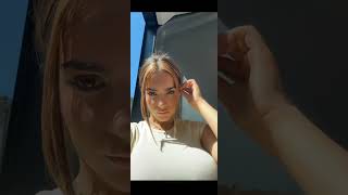 Beautiful girls have big breasts live On Twitch chatting #broadcast #periscope #twitchstreamer
