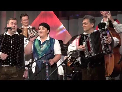 ans. Banovšek & ans. Petra Finka - Soncu sem zaprla vrata (v živo)