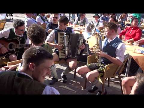 Trio SBS mit Alexander Weisbecker - Swingende Harmonika - von Günter Amann