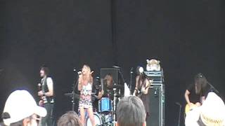 Grace Potter and the Nocturnals &quot;Hot Summer Night&quot;