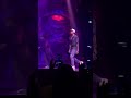 Chris Brown - Undecided (live)