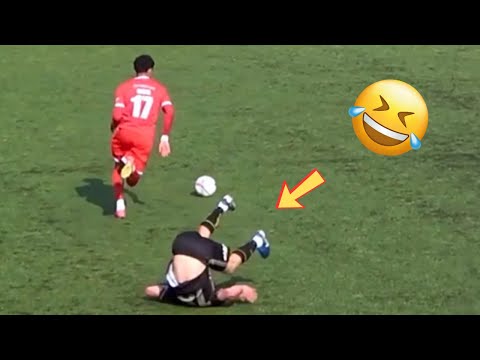 FUNNIEST FOOTBALL MOMENTS 2025 😂😁 TRY NOT TO LAUGH CHALLENGE #4
