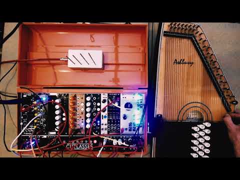 Autoharp through DIY effects
