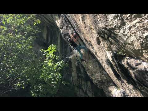 Fisura, 7a, Cheile Sugaului, escalada