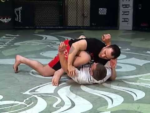 Dennis "The Piranha" Davis grappling
