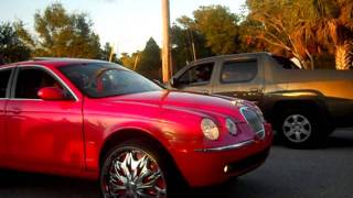 Outrageous Jaguar on 26s floaters