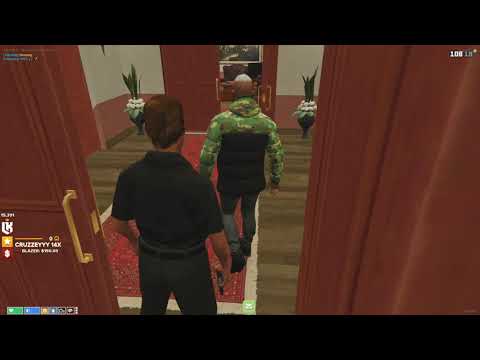 Chang Gang scopes out the winery