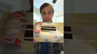 Download lagu How to Make a Homemade Tissue Box Guitar or Bass (Key of Awesome Music) mp3