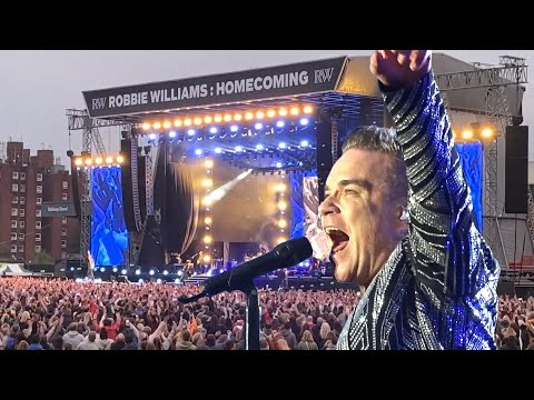 Robbie Williams • Don't Look Back In Anger (Oasis) • Homecoming to Stoke-on-Trent 04/06/22, Multicam