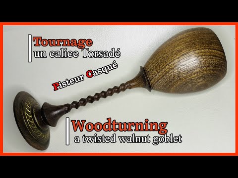 Tournage : Un calice torsadé. Woodturning: turn a twisted goblet.