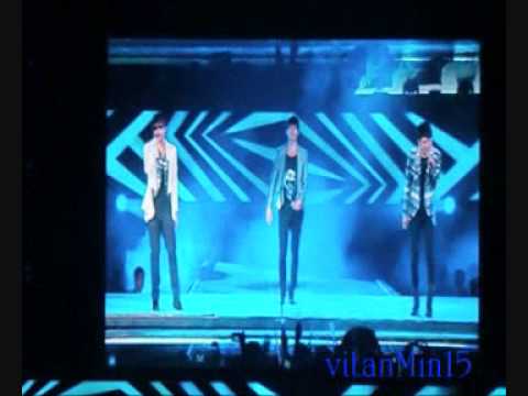 120922 Ryeowook, Chen, and Eunhyuk SMTown Jakarta