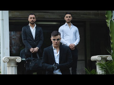 AJ AJ - Pesce Grosso (Official Video)