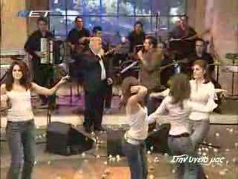 Terzis Mpasis - kaneis edw den tragouda