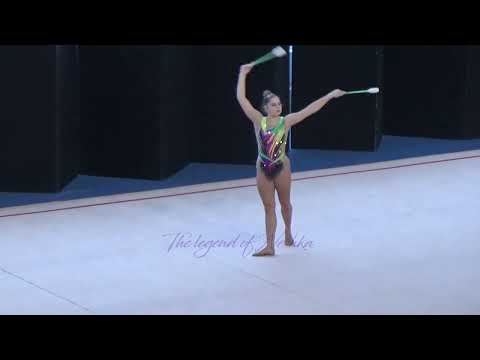 Elsa SOMVILLE massues - 2022 Revue d'effectifs à Thiais (novembre)